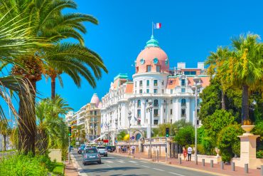 Promenade des Anglais, Chauffeur Privé Nice, Travel Limousines 