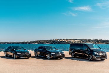 Mercedes Benz, Minibus Rental with Driver, Travel Limousines 